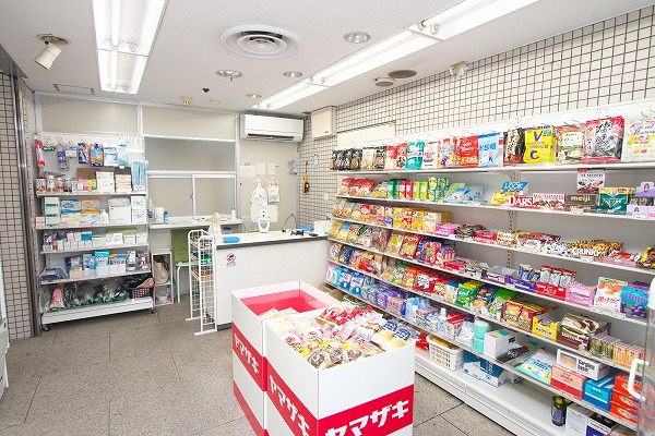 西陣病院、店内